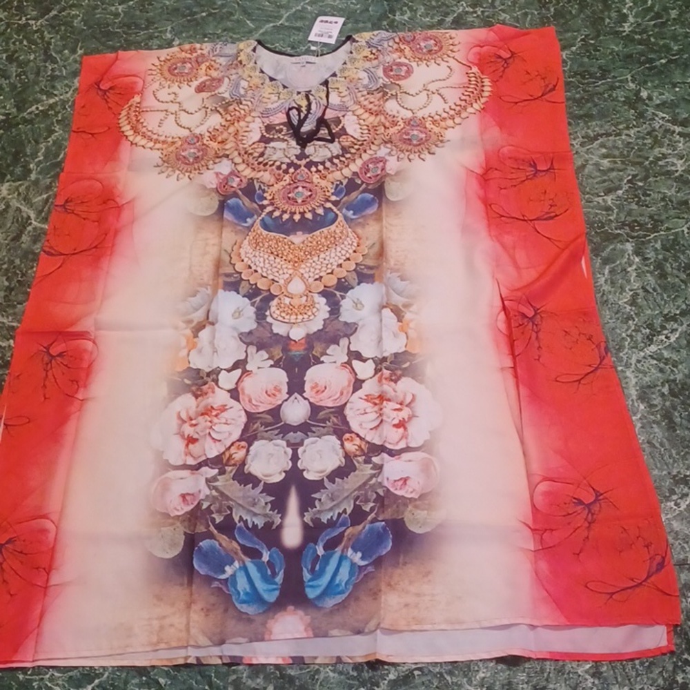 Caftan size fits most Tamsy lounge ware